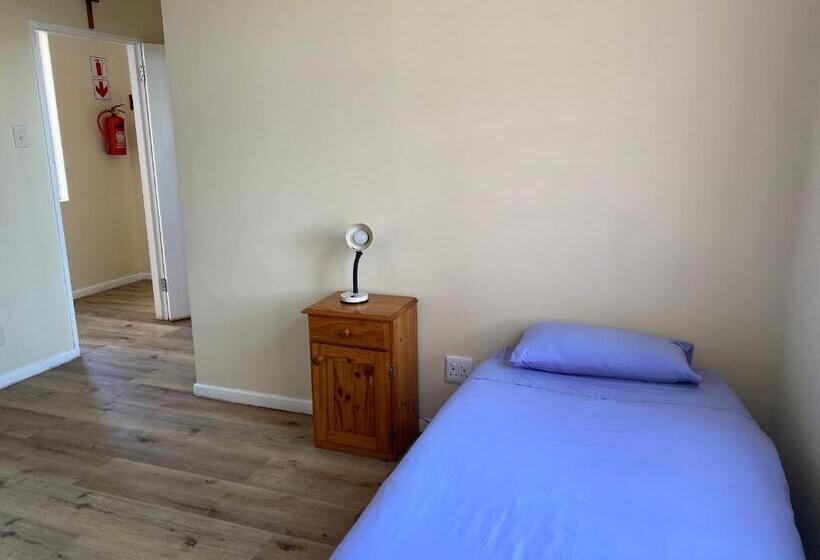 Номер Стандарт Индивидуальный, St Luke S Retreat Centre And Guest House