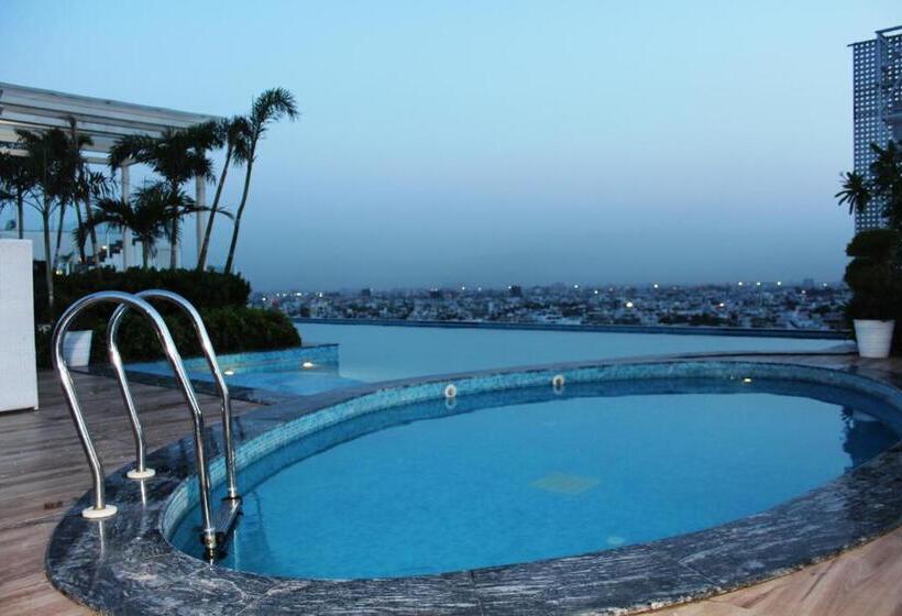 1ベッドルームアパートメント, Richi Rich