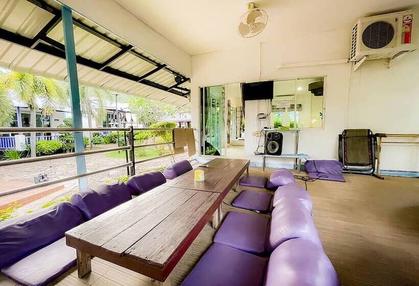 خانه 1 خوابه, The Light House Resort   Kohlarn เดอะไลท์เฮ้าส์รีสอร์ท เกาะล้าน