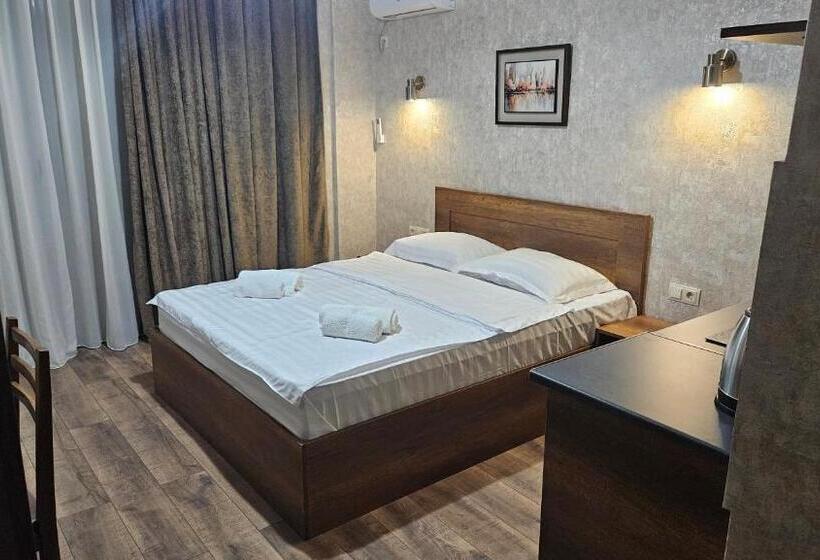 اتاق لوکس, Guesthouse K2 #1