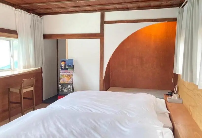 浴室共有ファミリールーム, Tipy Records Inn Photon