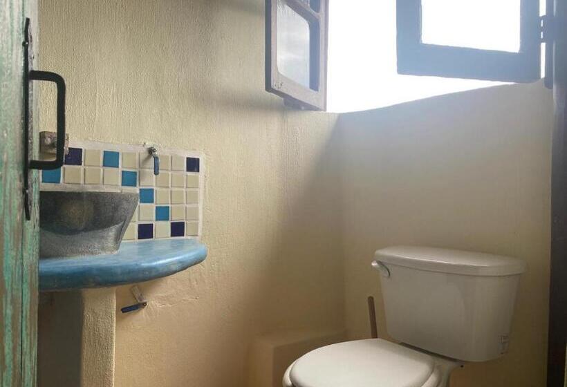 オーシャンビューのスタンダードバンガロー, Artesanal