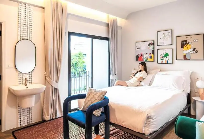 Deluxe Kolmen Hengen Huone, Claybed Chiangrai
