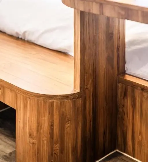 Superior Kolmen Hengen Huone, Claybed Chiangrai