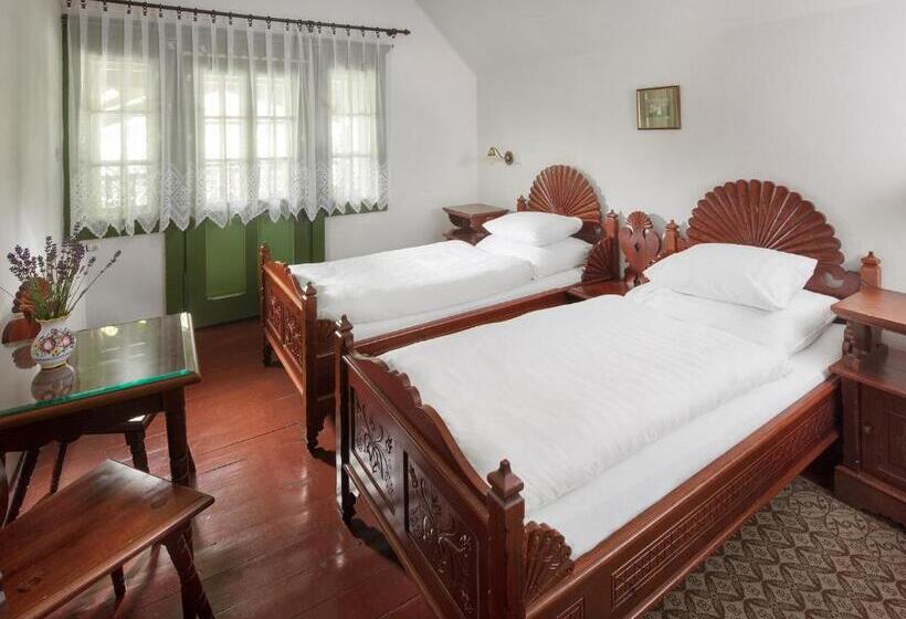 חדר סטנדרט, Chaloupka