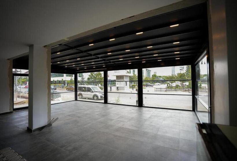 带1个卧室的带阳台的公寓, Saraydeluxepremium Otel