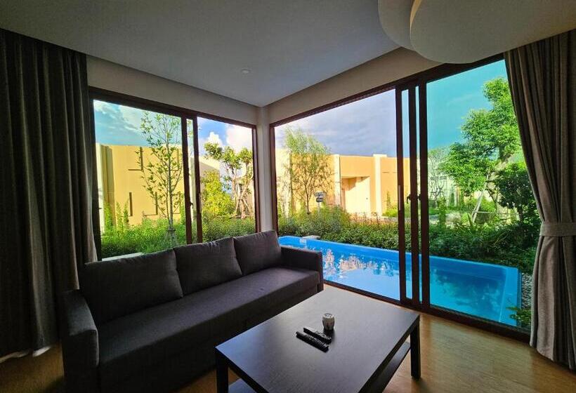 ویلای یک اتاق خوابه با استخر شنا, Sunrise Resort & Cafe   ซันไรส์ รีสอร์ท & คาเฟ่