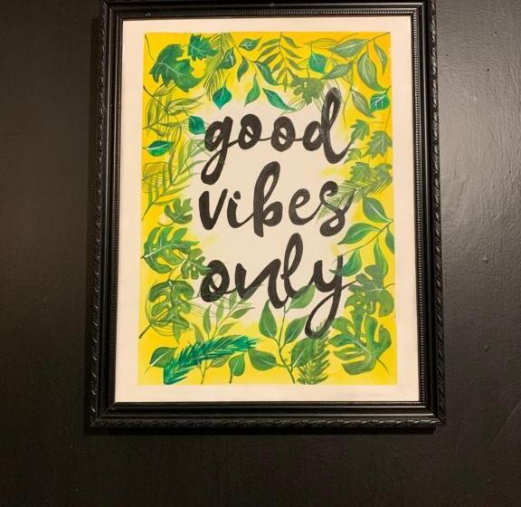 اتاق لوکس, Fair View Holiday Home