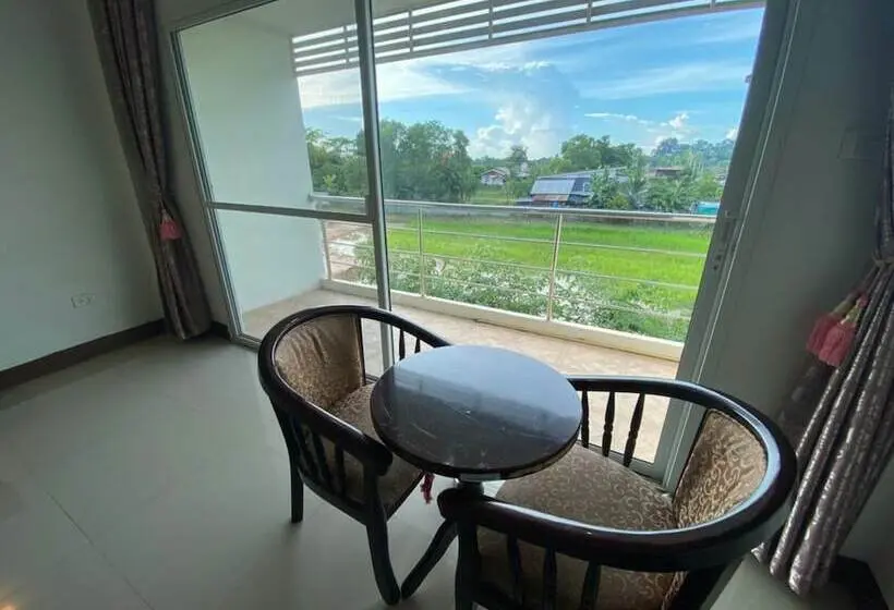デラックスルーム, Mayuree Resort
