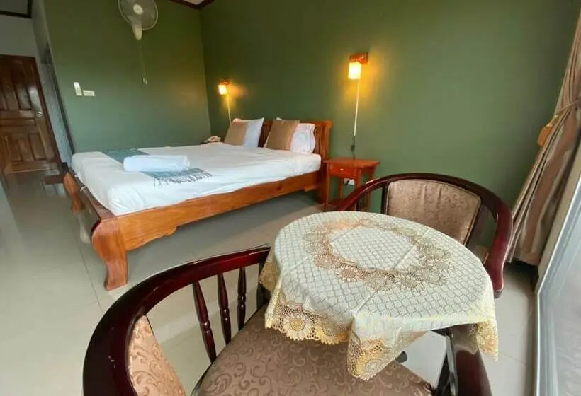 デラックスルーム, Mayuree Resort