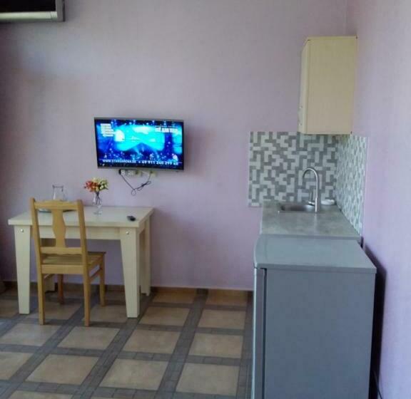 استودیوی لوکس, Inter