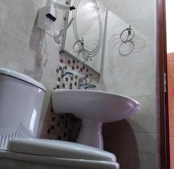 استودیوی لوکس, Inter