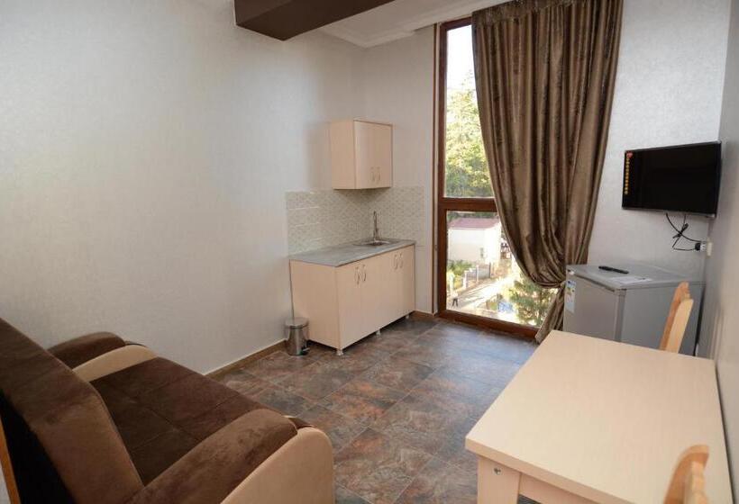 اتاق استاندارد چهار تخته, Inter