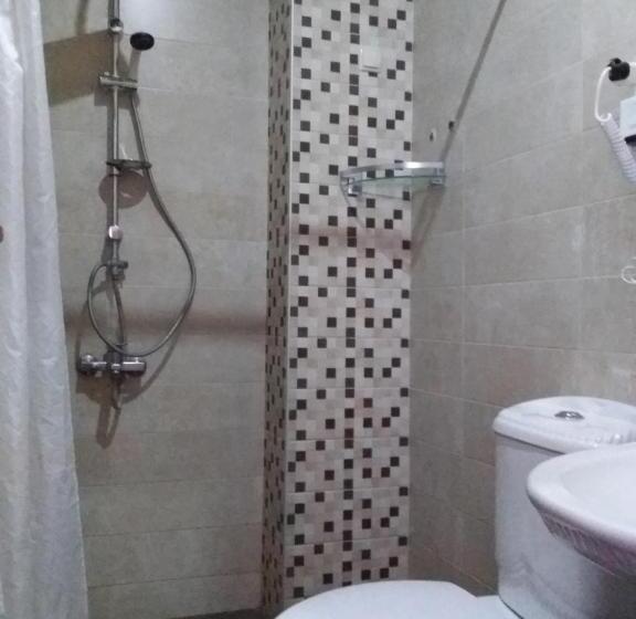 اتاق استاندارد چهار تخته, Inter