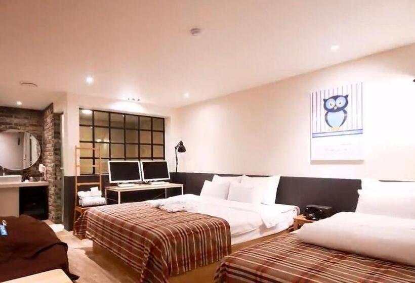 سوییت جونیور, Busan Sasang Vins70