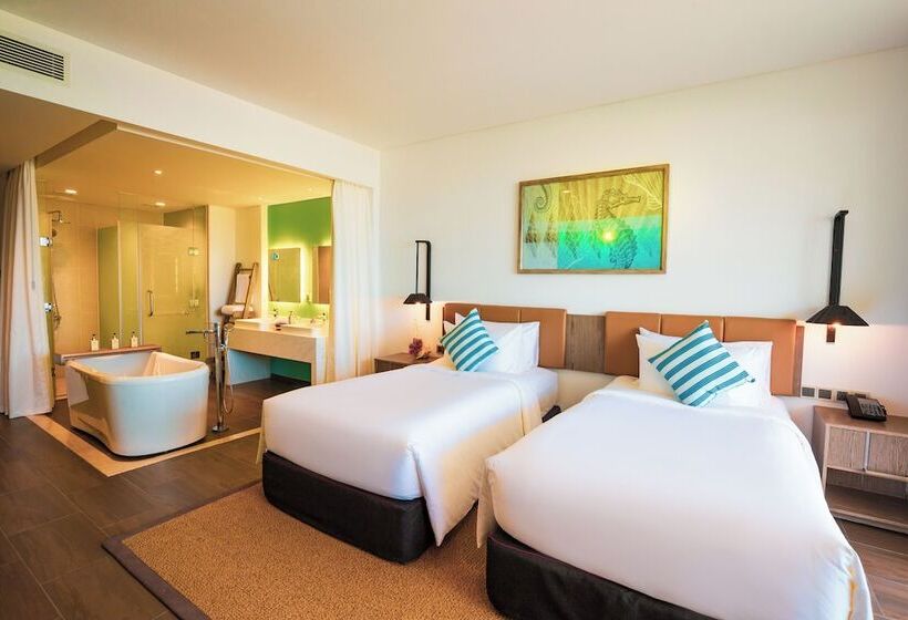 Premium Room City View, Seashells Phu Quoc Hotel & Spa