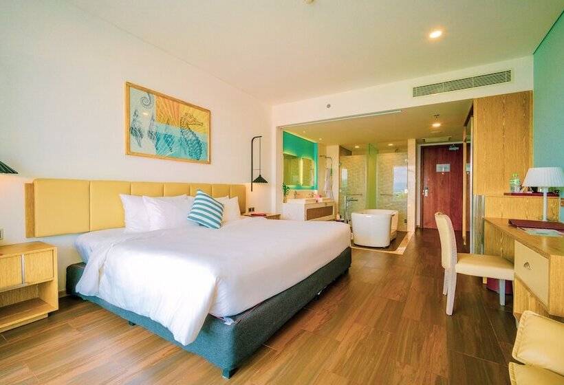 Premium Room City View, Seashells Phu Quoc Hotel & Spa