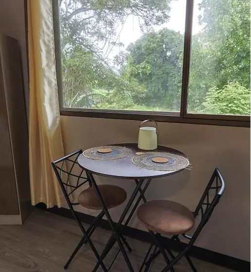 استودیوی لوکس, D Rosas Apartments