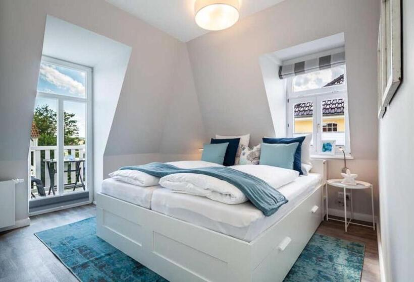 1 Bedroom Apartment Lake View, App Kardinal