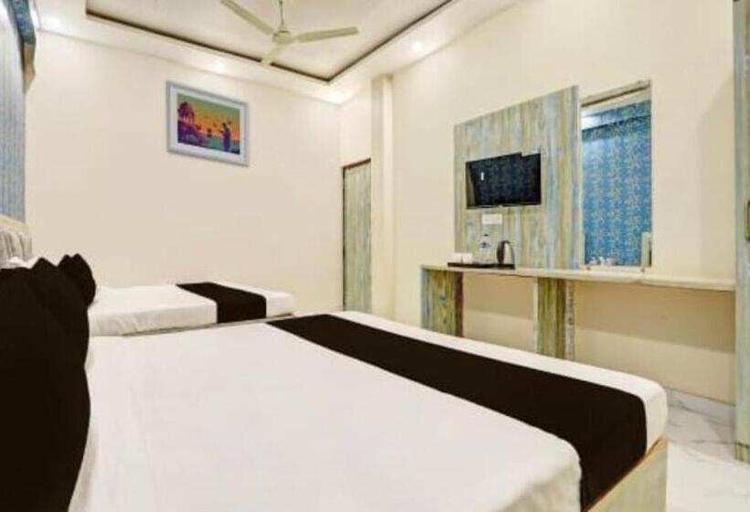 Quarto Triplo Deluxe, Goroomgo Vrrinda Home Stay Varanasi