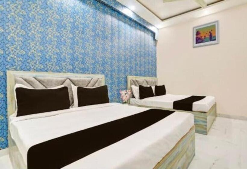 חדר משפחתי דלוקס, Goroomgo Vrrinda Home Stay Varanasi