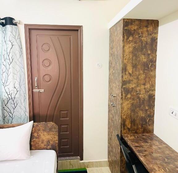 スタンダードシングルルーム, Pearl Stays, Tirupathi