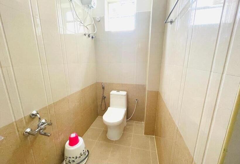 スーペリアの４人部屋, Pearl Stays, Tirupathi