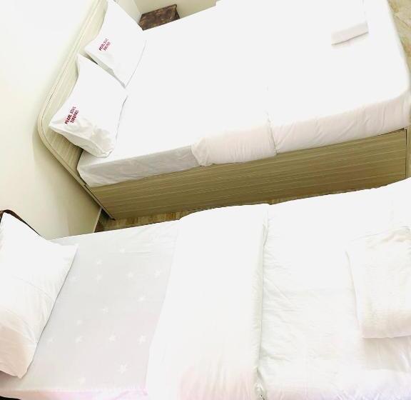 デラックストリプルルーム, Pearl Stays, Tirupathi