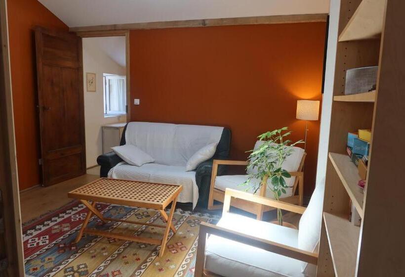 ガーデンビューファミリールーム, Lilarize Gite En Plein Coeur De Village Du Mas D Azil