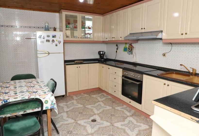 四人标准间, Villa Elena Gorice