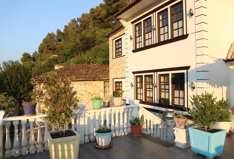 四人标准间, Villa Elena Gorice