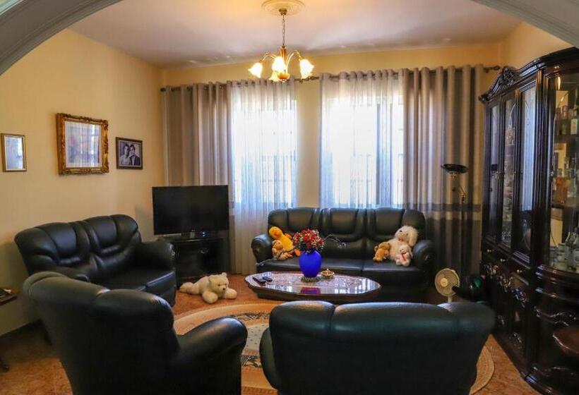 带城市景观带一个卧室的公寓, Villa Elena Gorice