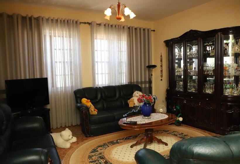 带城市景观带一个卧室的公寓, Villa Elena Gorice