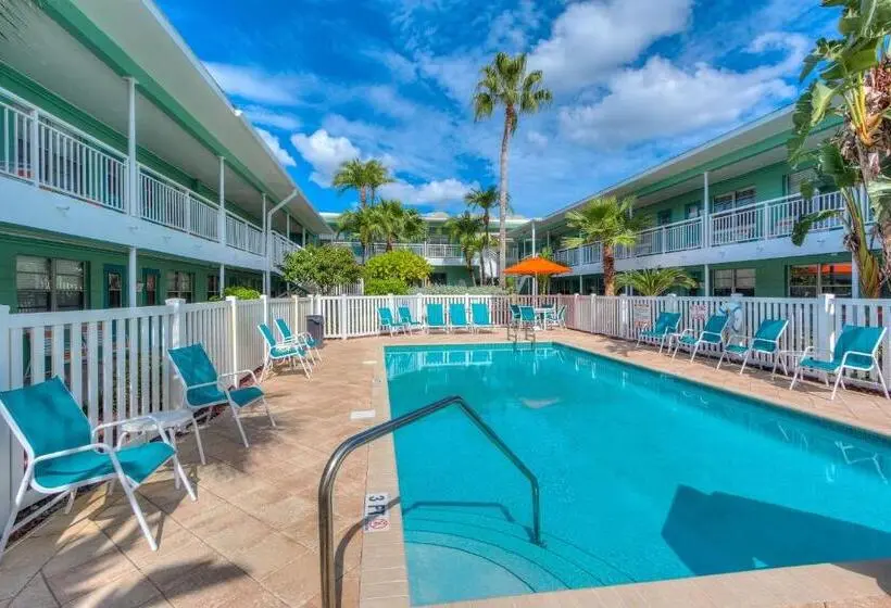 スタンダードスタジオ, Tropic Terrace Suite #50 Beachfront Resort
