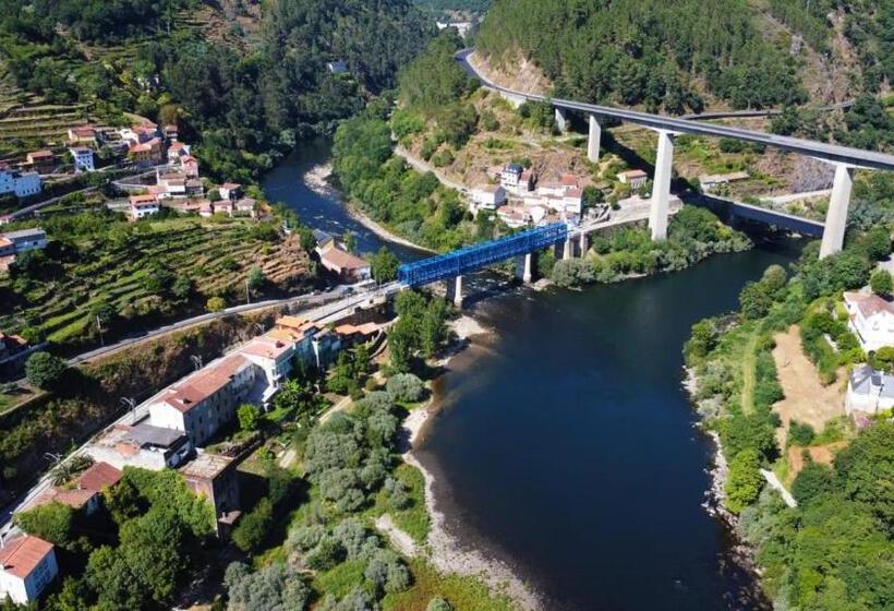 1 Bedroom Apartment River View, Apartamentos Bágoas De Mencía Peares Ribeira Sac