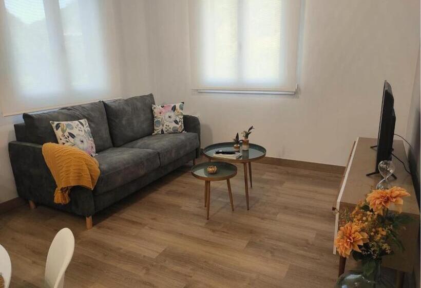 1 Bedroom Apartment River View, Apartamentos Bágoas De Mencía Peares Ribeira Sac