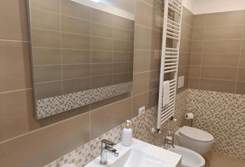 غرفة قياسية فردية, B&b Tregì