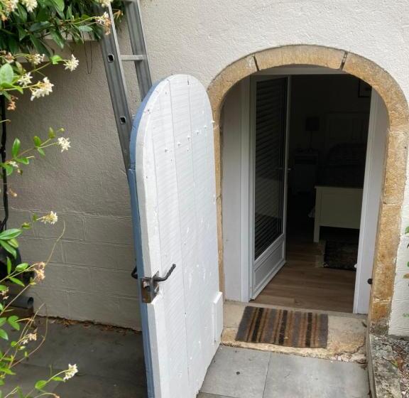 标准间, Quiet Double Ensuite Room, Own Entrance