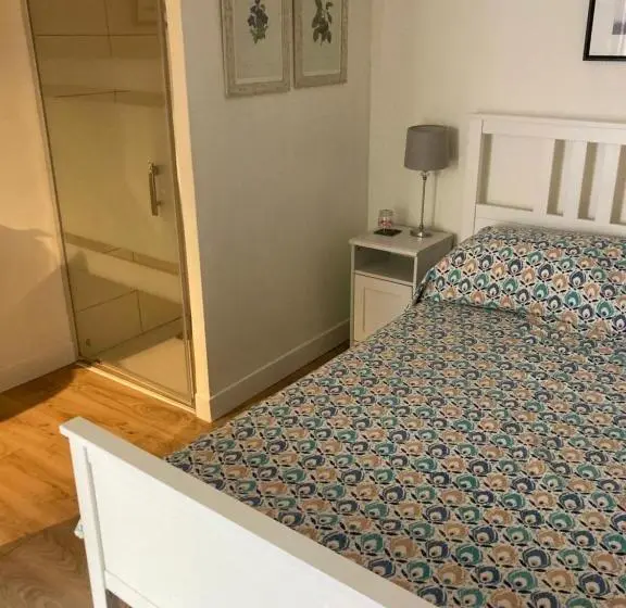 スタンダードルーム, Quiet Double Ensuite Room, Own Entrance