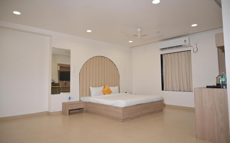 סוויטה, Bhama Lake Resort