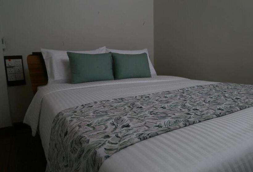 Номер Deluxe, City Nest Inn