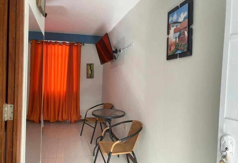 اتاق استاندارد, Hatun Chincha