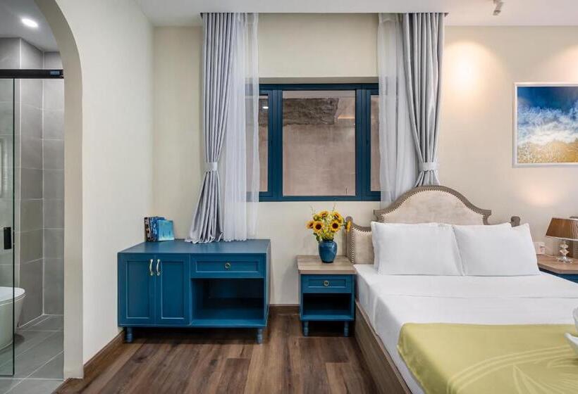 اتاق خانوادگی, Jan Villa Saigon Oasis