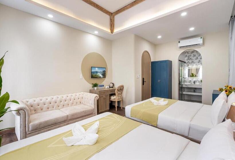 اتاق خانوادگی, Jan Villa Saigon Oasis