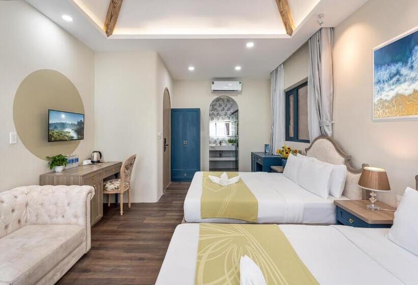 اتاق خانوادگی, Jan Villa Saigon Oasis