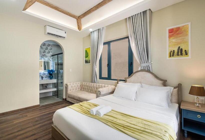 اتاق لوکس با بالکن, Jan Villa Saigon Oasis
