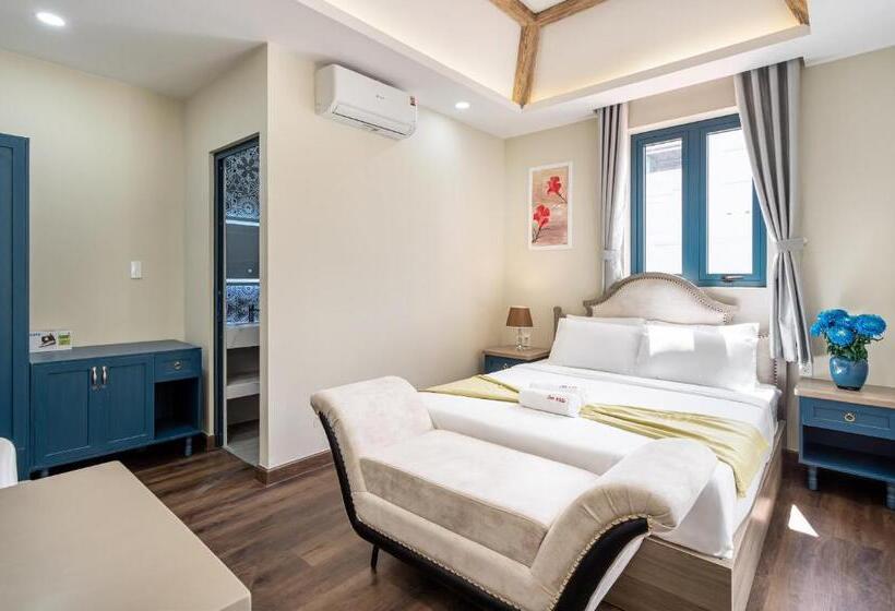 اتاق لوکس با بالکن, Jan Villa Saigon Oasis