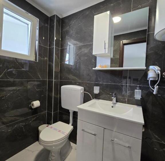 اتاق استاندارد با تراس, Mažijanik