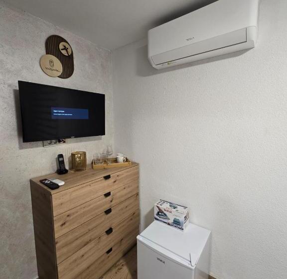 استودیوی لوکس, Mažijanik