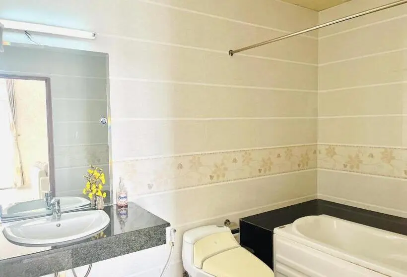 اتاق استاندارد با بالکن, Palace Boutique Hotel Rạch Giá